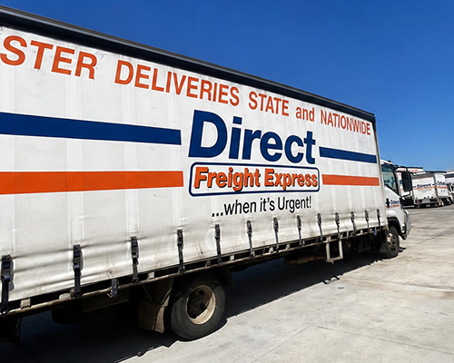 New tautliner curtains fitted to a truck